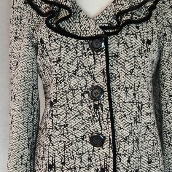 Mac & Jac Ruffle Collar Lightweight Coat | Black & White | Size L - Picture 6 of 9
